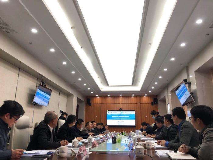 5.9跨越-11月26日，省天然氣公司鹽穴儲氣庫項目地質(zhì)預(yù)可行性研究順利通過評審，評審會議現(xiàn)場（攝影：程平）